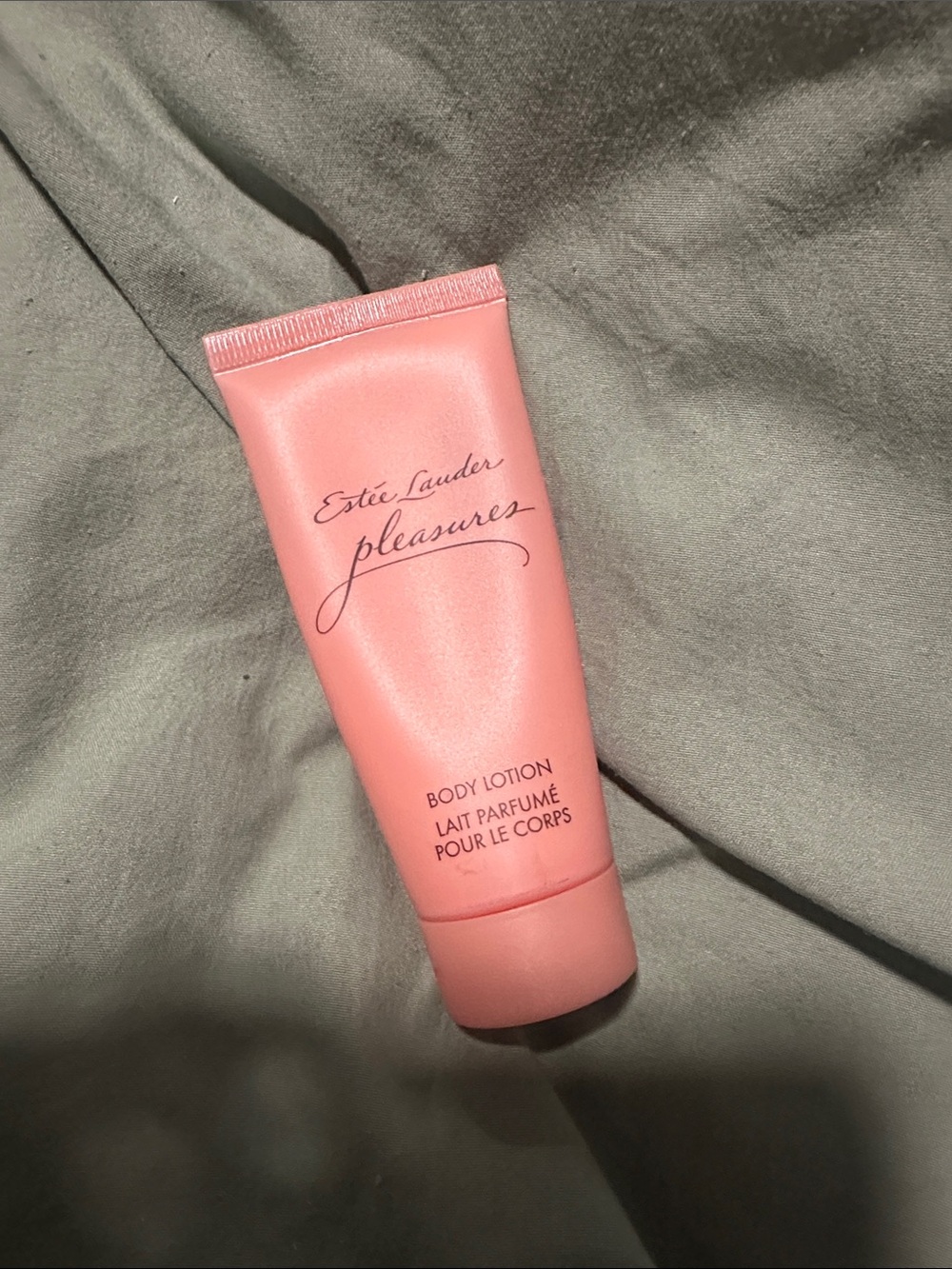 4/$15 Estée Lauder pleasures body lotion
